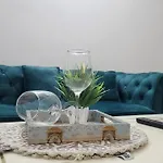 Vacationbuddy Charming 4Bhk Retreat In Janakpuri