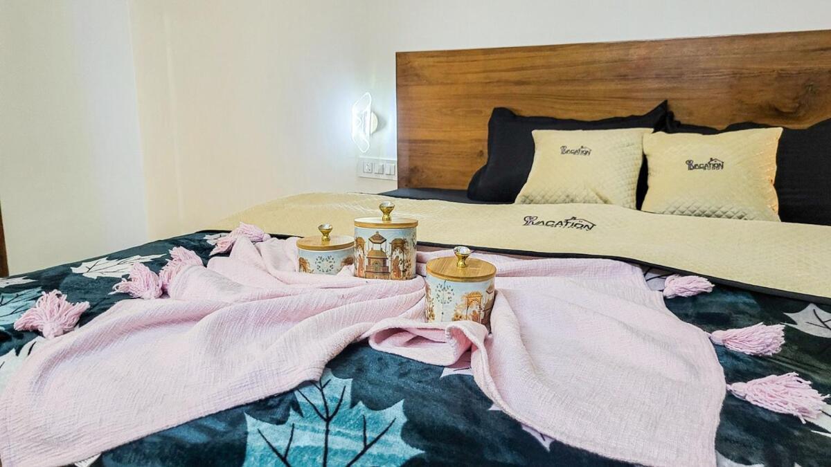 Vacationbuddy Charming 4bhk Retreat In Janakpuri Apartment *
