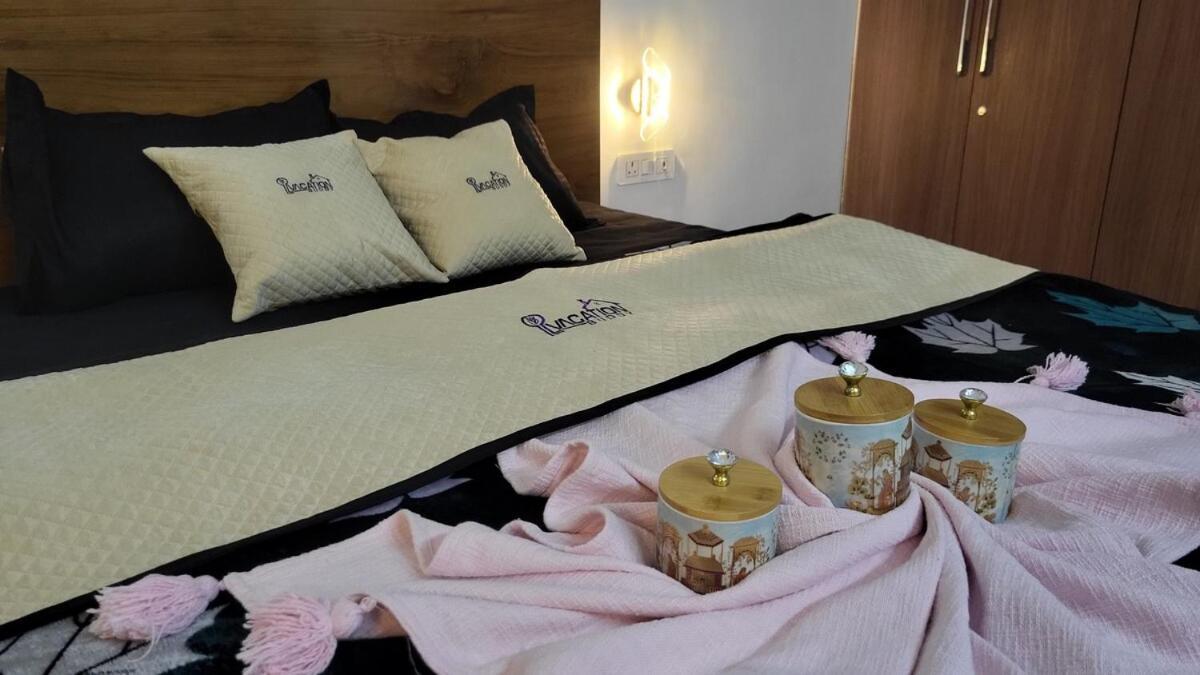 Vacationbuddy Charming 4bhk Retreat In Janakpuri